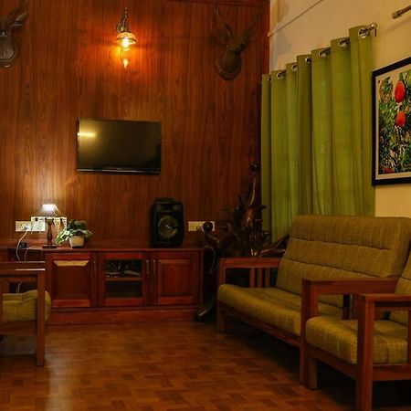 Vila Breezy Point Vagamon Exteriér fotografie