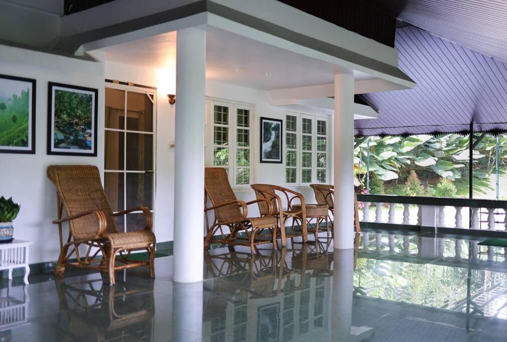 Vila Breezy Point Vagamon Exteriér fotografie